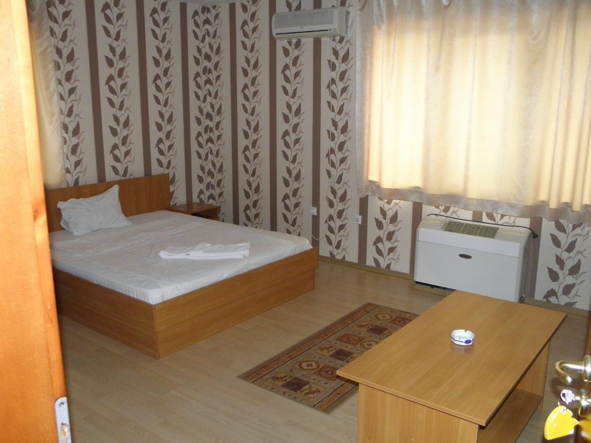 Hotel Pilevski Blagoewgrad Exterior foto