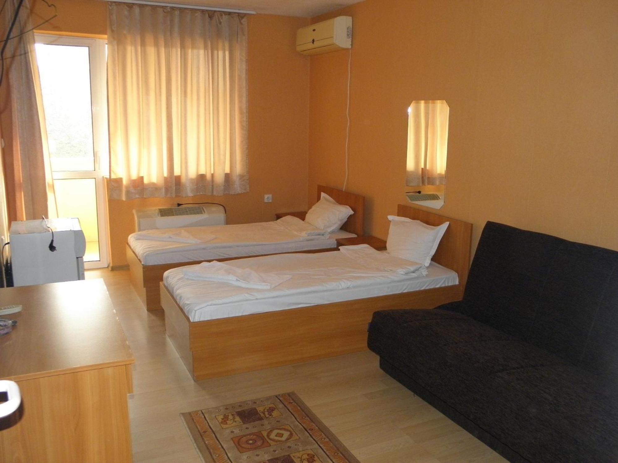 Hotel Pilevski Blagoewgrad Exterior foto