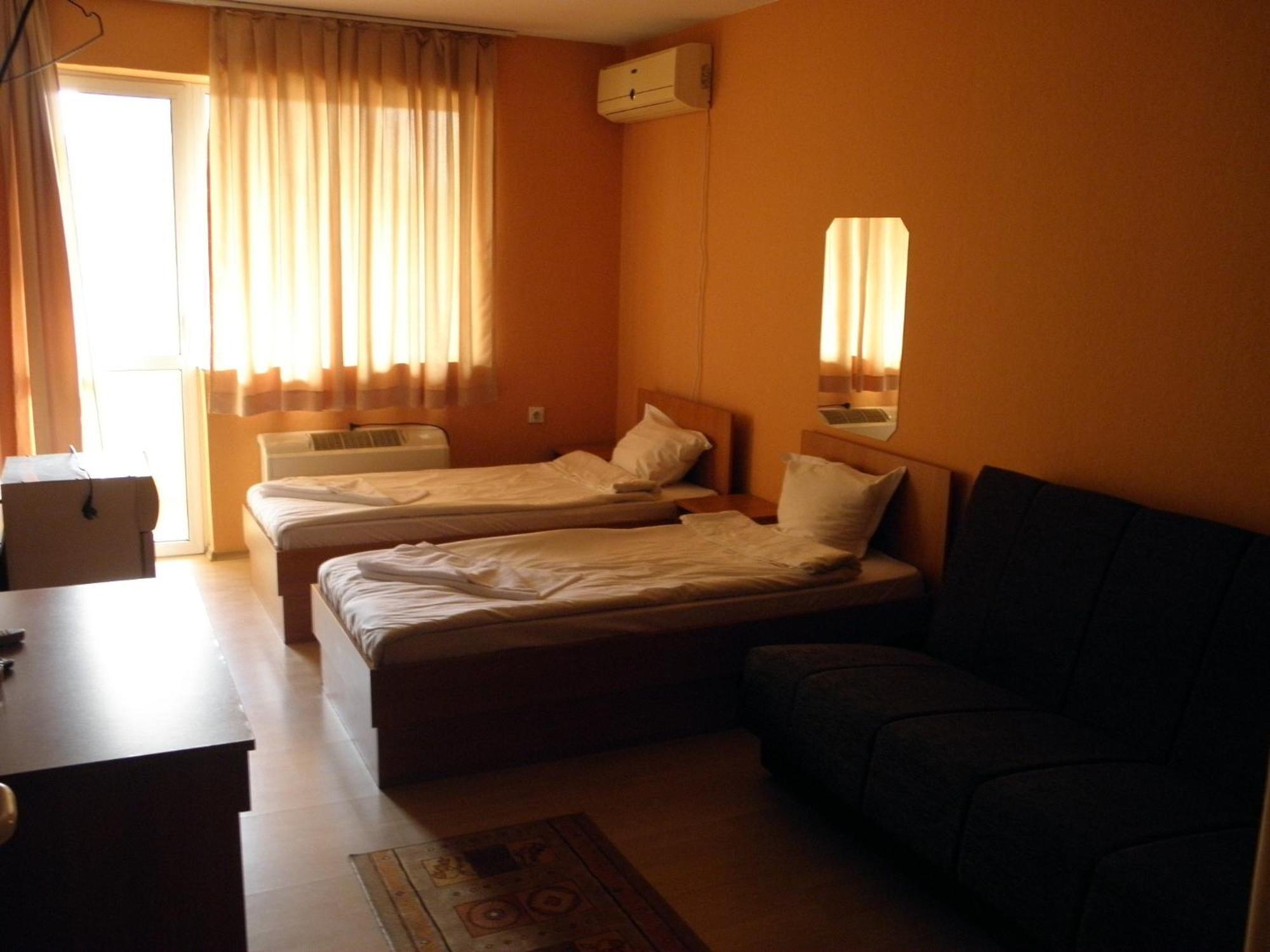Hotel Pilevski Blagoewgrad Exterior foto